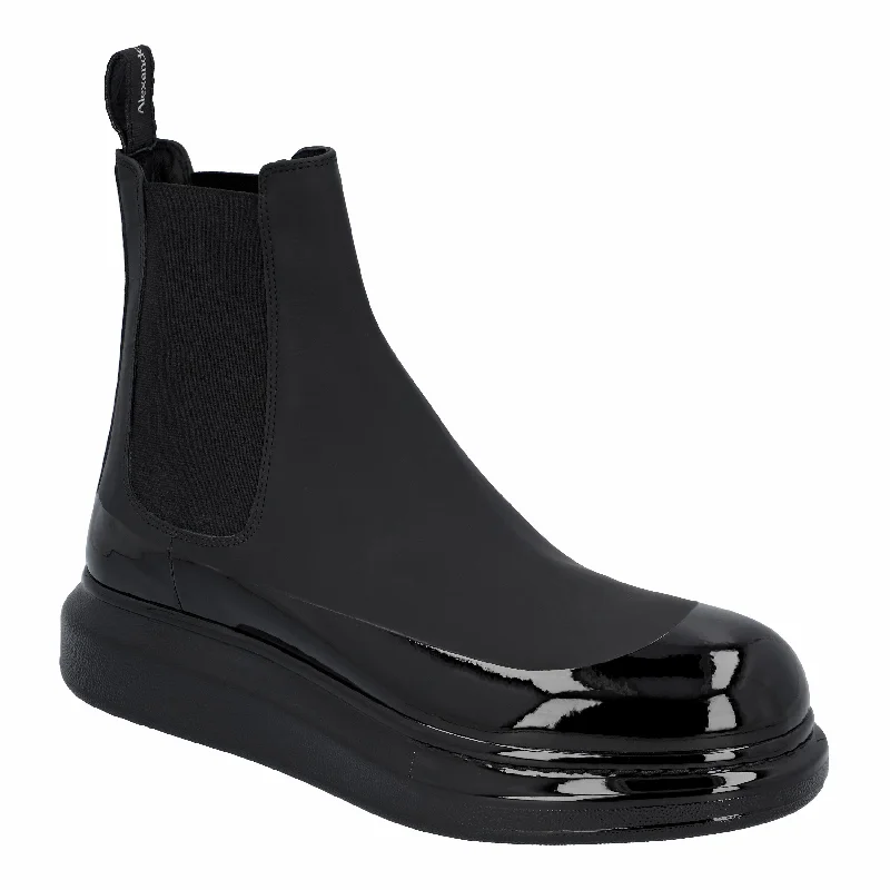 Bargain Bin Alexander McQueen Larry Chelsea Boot 'Black'