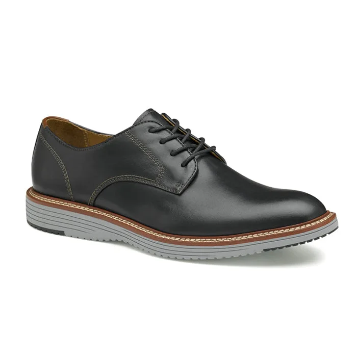 Mens Johnston & Murphy Upton Plain Toe in Black